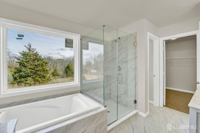 1 Davon Lane, Hardyston, NJ 07419