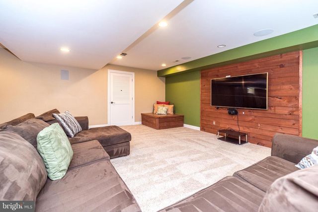 61 LENAPE RD, Richboro, PA 18954