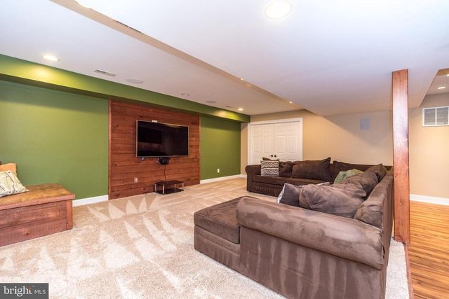 61 LENAPE RD, Richboro, PA 18954