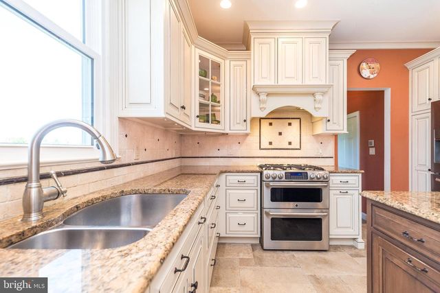 61 LENAPE RD, Richboro, PA 18954