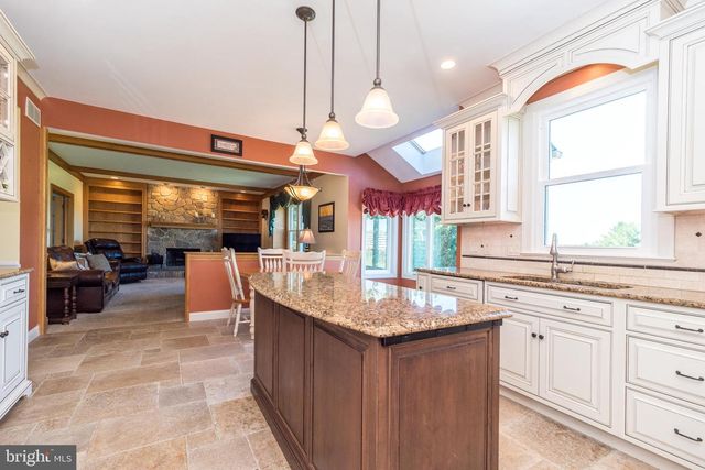 61 LENAPE RD, Richboro, PA 18954