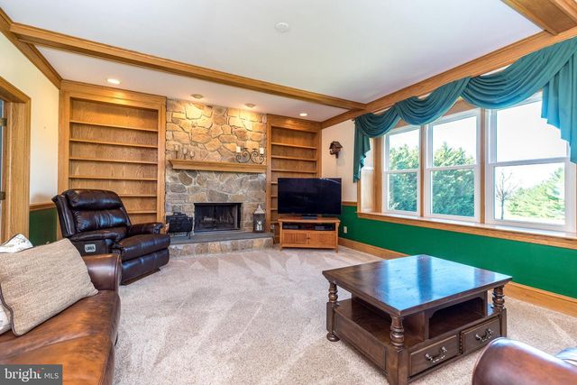 61 LENAPE RD, Richboro, PA 18954