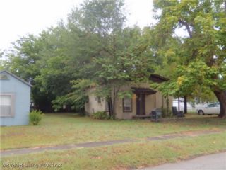306 N 5th Street, Paris, AR 72855