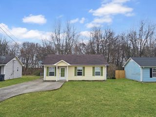 634 Stateline Rd., Oak Grove, KY 42262