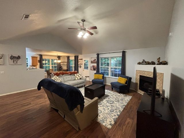 6 Hart Lane, Bella Vista, AR 72714