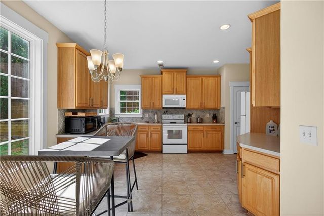 507 Rippling Court, Temple, GA 30179