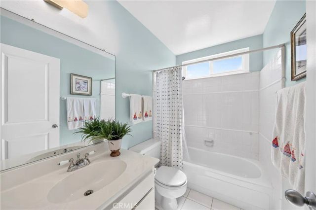 2244 Avenida Soledad, Fullerton, CA 92833