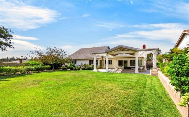 2244 Avenida Soledad, Fullerton, CA 92833