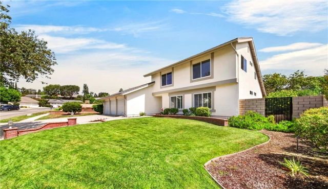 2244 Avenida Soledad, Fullerton, CA 92833