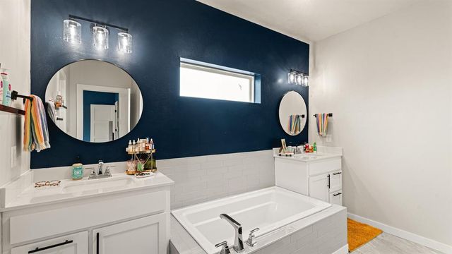 10009 Quarter Horse Trail, Yukon, OK 73099