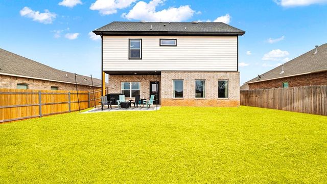 10009 Quarter Horse Trail, Yukon, OK 73099