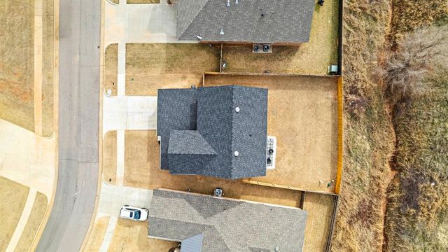 10009 Quarter Horse Trail, Yukon, OK 73099