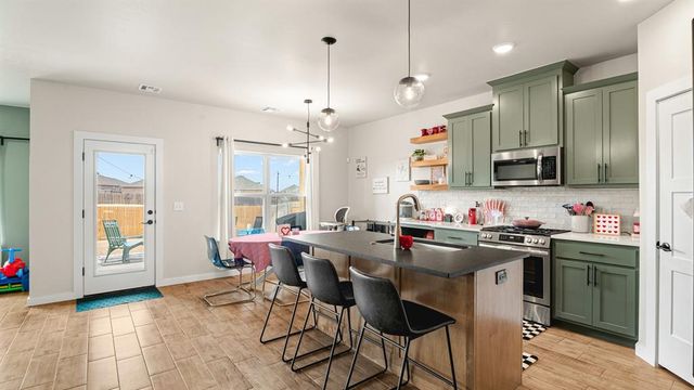 10009 Quarter Horse Trail, Yukon, OK 73099