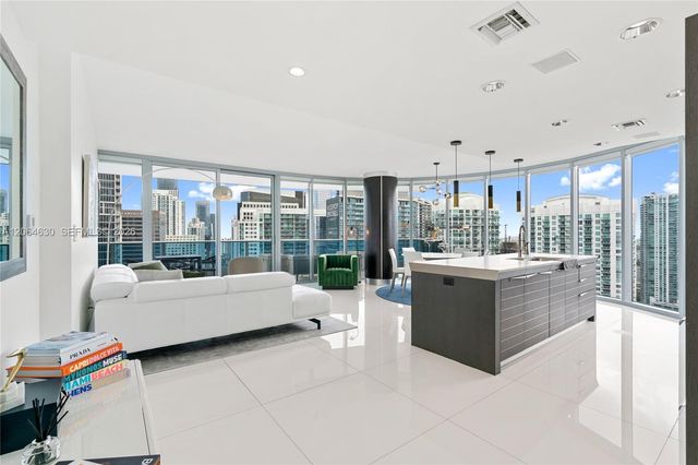200 Biscayne Boulevard Way 3802, Miami, FL 33131