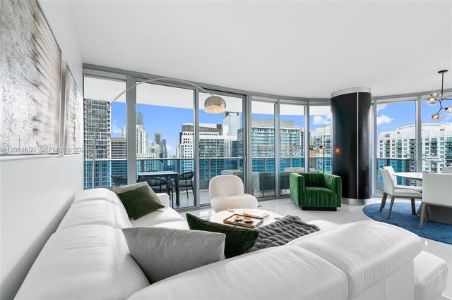 200 Biscayne Boulevard Way 3802, Miami, FL 33131