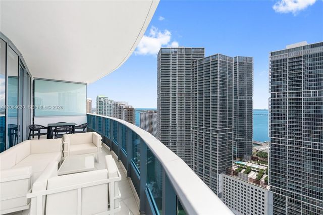 200 Biscayne Boulevard Way 3802, Miami, FL 33131