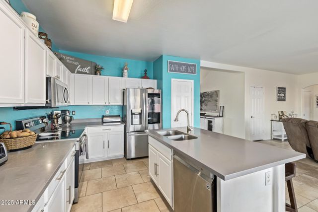 10512 W MAGNOLIA Street, Tolleson, AZ 85353