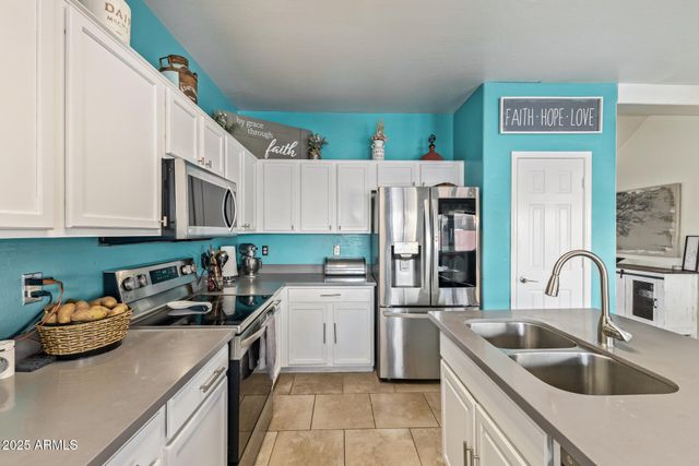 10512 W MAGNOLIA Street, Tolleson, AZ 85353