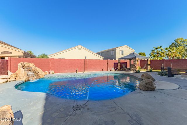 10512 W MAGNOLIA Street, Tolleson, AZ 85353