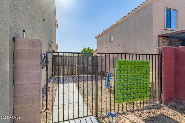 10512 W MAGNOLIA Street, Tolleson, AZ 85353