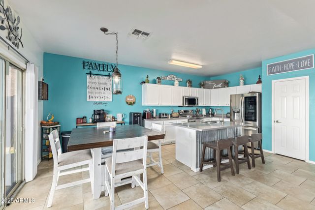 10512 W MAGNOLIA Street, Tolleson, AZ 85353