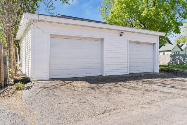991 Minnehaha Avenue W, Saint Paul, MN 55104
