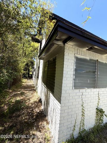 3269 ST AUGUSTINE Road, Jacksonville, FL 32207