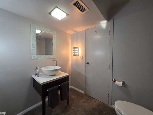 23223 Bellwood Drive, Southfield, MI 48034