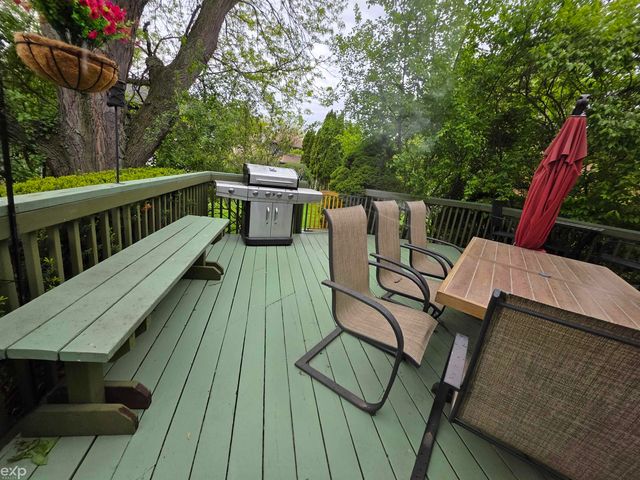 23223 Bellwood Drive, Southfield, MI 48034