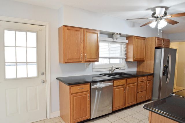 5138 Roberts Road, Hilliard, OH 43026