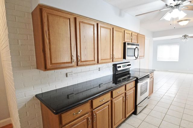 5138 Roberts Road, Hilliard, OH 43026