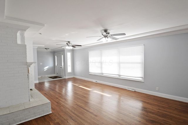 5138 Roberts Road, Hilliard, OH 43026