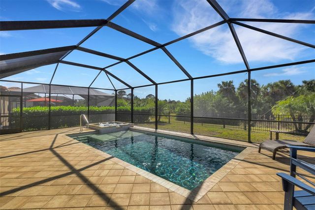 20573 TRATTORIA LOOP, Venice, FL 34293