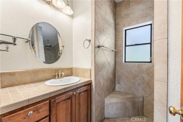 41438 Bradford, Palmdale, CA 93551