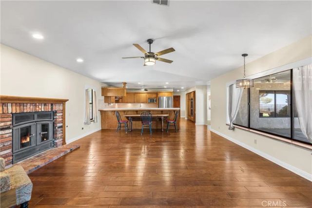 41438 Bradford, Palmdale, CA 93551