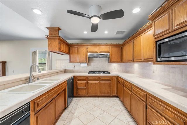 41438 Bradford, Palmdale, CA 93551