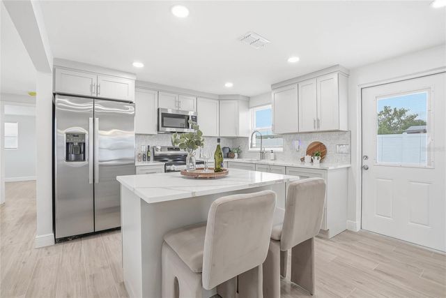 1018 LANDAU STREET, Holiday, FL 34690