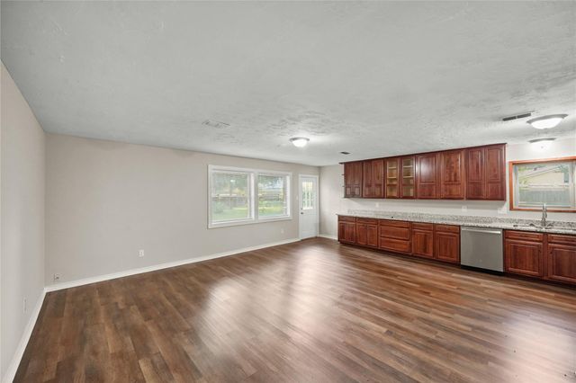 1606 Stone Lake Drive, Missouri City, TX 77489