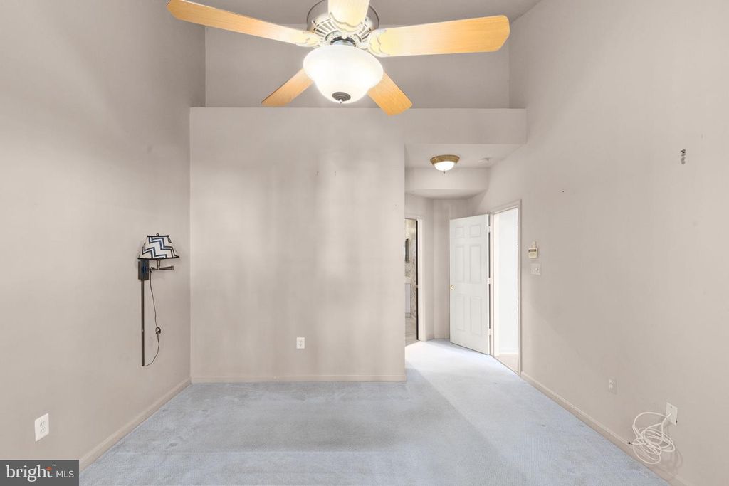 Image 16 of property listing at 118 OLD HOUSE CT #118, Baltimore, MD 21208