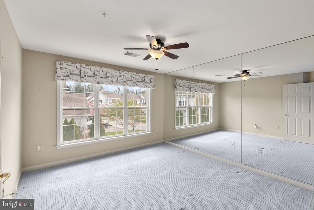 Image 22 of property listing at 118 OLD HOUSE CT #118, Baltimore, MD 21208