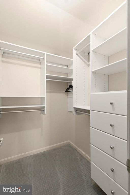 Image 27 of property listing at 118 OLD HOUSE CT #118, Baltimore, MD 21208