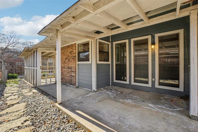 1517 Brookwood Drive, Grapevine, TX 76051