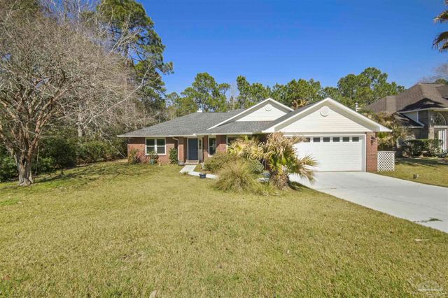 7140 Blue Jack Dr, Navarre, FL 32566