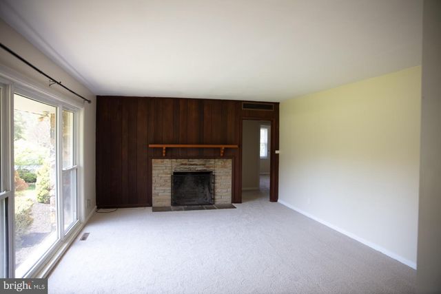 536 HAMPTON LN, Towson, MD 21286