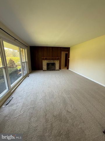 536 HAMPTON LN, Towson, MD 21286