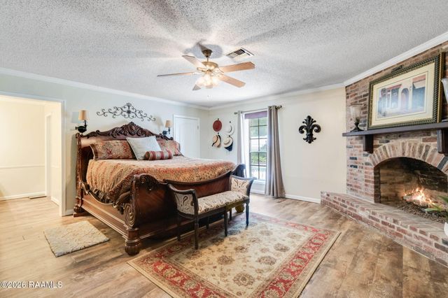 311 Interlaken Drive, New Iberia, LA 70563