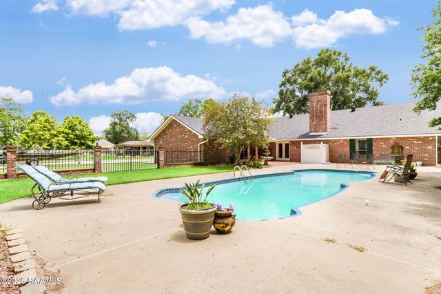 311 Interlaken Drive, New Iberia, LA 70563