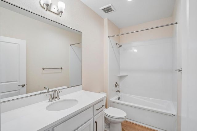 3920 Aura Way, Rancho Cordova, CA 95742