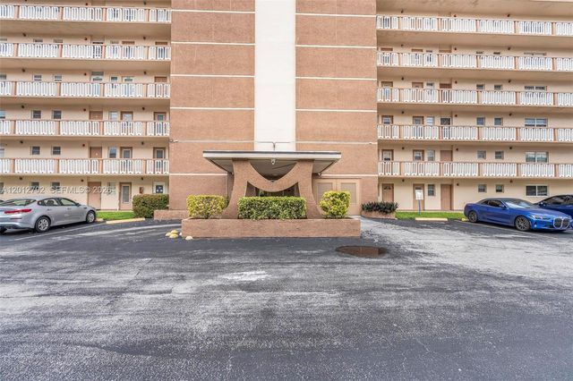 609 NE 14th Ave 603, Hallandale Beach, FL 33009