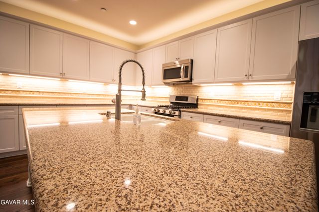 3363 Leopard Court, Rosamond, CA 93560